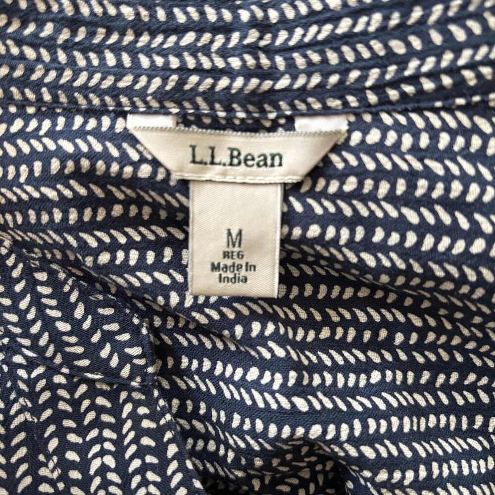LL Bean M Organic Cotton Button Up Blouse Top Navy Blue Print Roll Tab Sleeves - Picture 4 of 6